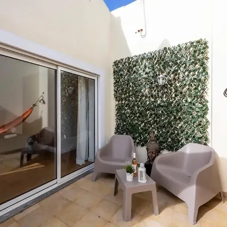 Casa Claudia - Cond Atalaia Дом отдыха Лагуш