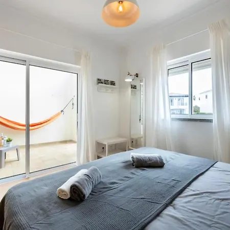 Casa Claudia - Cond Atalaia * Лагуш