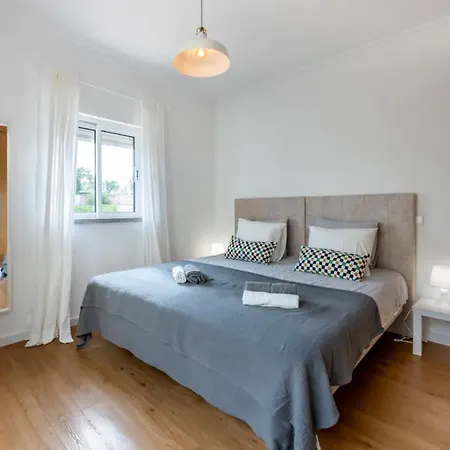 Casa Cláudia - Cond Atalaia *