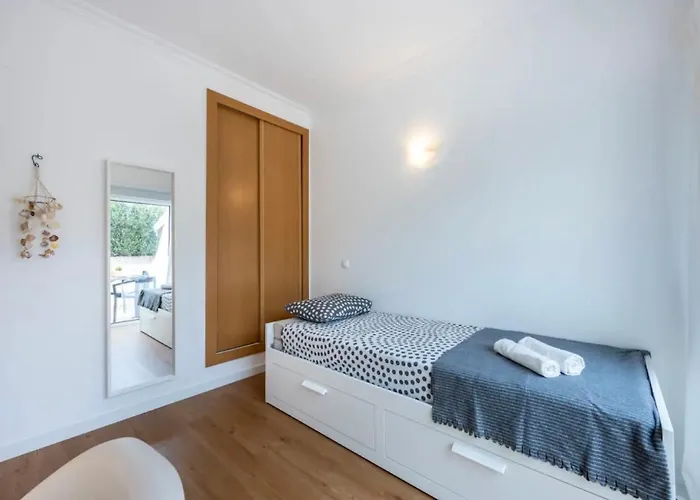 Casa Claudia - Cond Atalaia 別荘